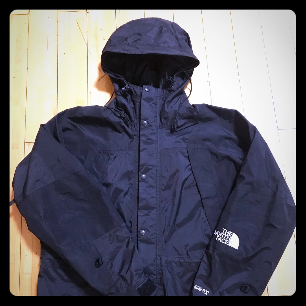 TheNorth Face gore tex black jacket woman large